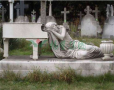 墓碑也需要特色？？？？？盘货天下上最具创意的墓碑