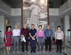 文化艺术界专家学者体贴浙江鸿运国际生长