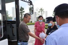 台州民政与殡协考察团来浙江鸿运国际交流学习