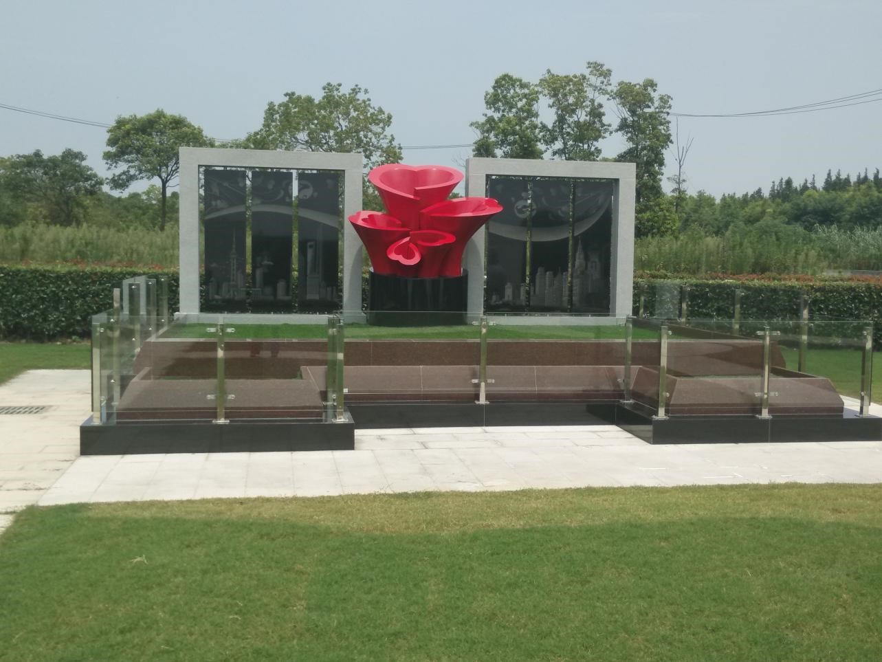 鸿运国际集团：致力绿色环保事业，，，，打造殡葬可一连生长新理念